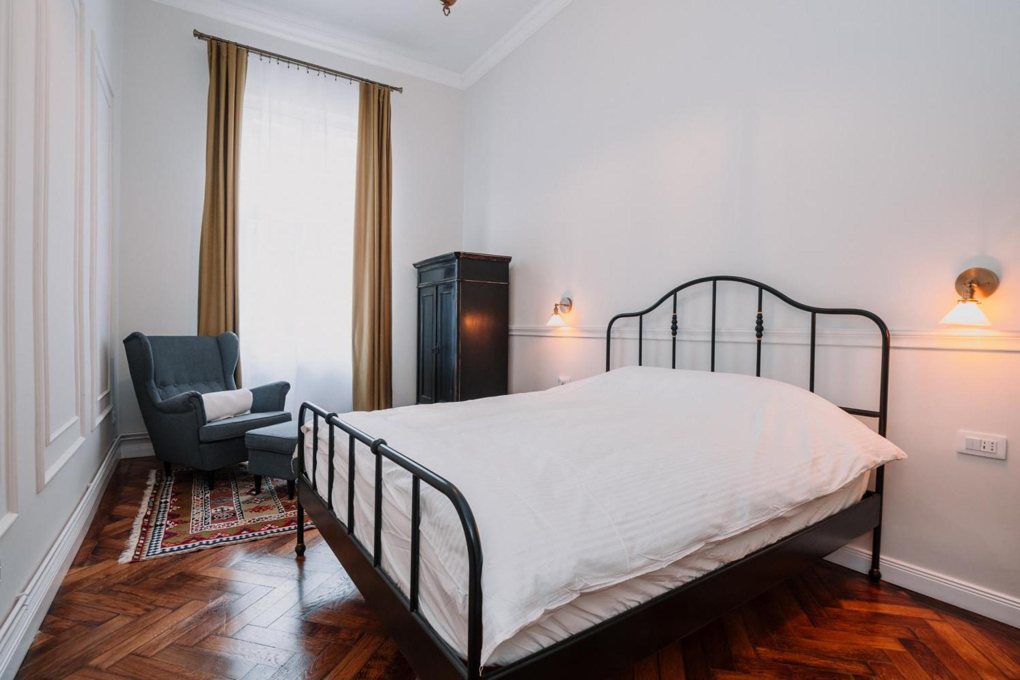Old Town Central Apartment Cluj-Napoca Exterior photo